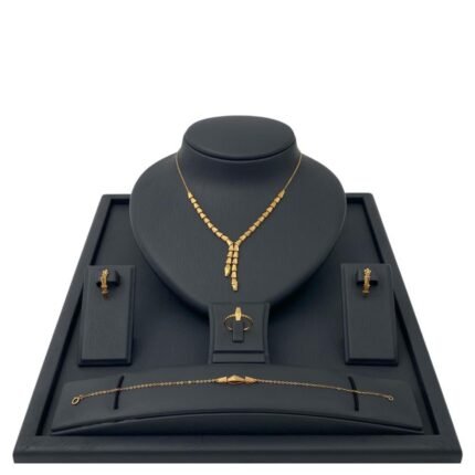 طقم ذهب عيار 21 الوزن 11.81 جرام