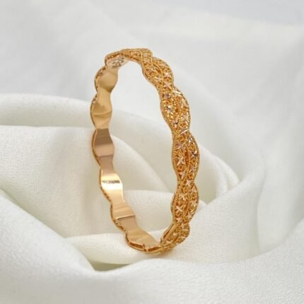 غويشه ذهب عيار 21 الوزن 10.77 جرام ( مقاس 18 )