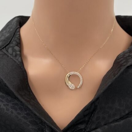 عقد ذهب عيار 18 الوزن 1.36 جرام