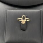 ⁦طقم ذهب عيار 18 وزن 4.03 جم  تصميم أنيق يضفي لمسة ساحرة⁩ - الصورة ⁦5⁩