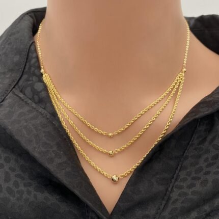 عقد ذهب عيار 18 الوزن 3.66 جرام