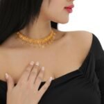 خناق ذهب انيق عيار 21 الوزن 13.5 جرام