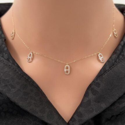 عقد ذهب عيار 18 الوزن 1.51 جرام