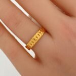 ⁦خاتم ذهب عيار 21 الوزن 2.35 جرام⁩ - الصورة ⁦2⁩