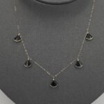 ⁦عقد تشوكر ذهب عيار 18 الوزن 1.36 جرام⁩ - الصورة ⁦4⁩