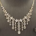 ⁦طقم ذهب عيار 18 الوزن 23.70 جرام⁩ - الصورة ⁦6⁩