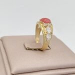 ⁦خاتم ذهب عيار 18 الوزن 2.17 جرام⁩ - الصورة ⁦3⁩