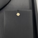 ⁦طقم ذهب أنيق عيار 18 وزن 3.54 جم يخطف الأبصار وينطق بالأناقة⁩ - الصورة ⁦2⁩