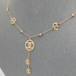 ⁦عقد ذهب شانيل عيار 21 وزن 1.44 جم ببريق أنثوي ناعم⁩ - الصورة ⁦5⁩