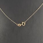 ⁦طقم ذهب انيق عيار 18 وزن 7.23 جم مع دلايات ورود لاطلالة مميزة⁩ - الصورة ⁦5⁩