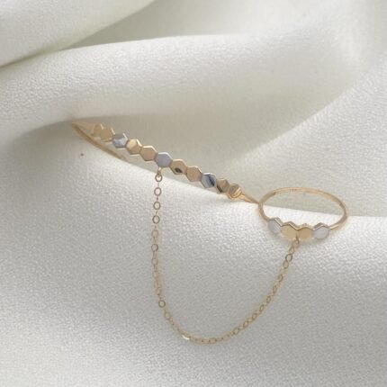 كف اطفال ذهب عيار 18 الوزن 1.76 جرام