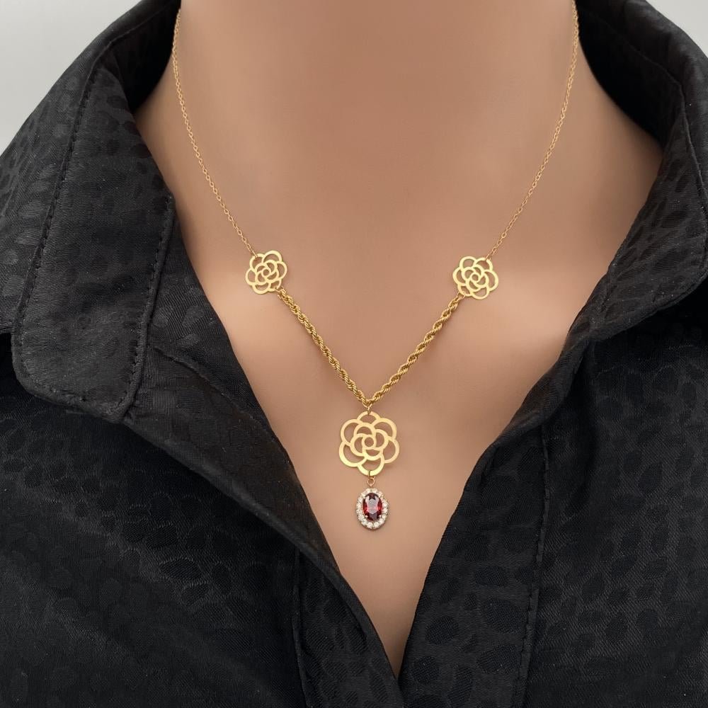 عقد ذهب الوردة عيار 21 وزن 1.71 جم بتعليقة حمراء أنيقة عقد ذهب الوردة عيار 21 وزن 1.71 جم بتعليقة حمراء أنيقة