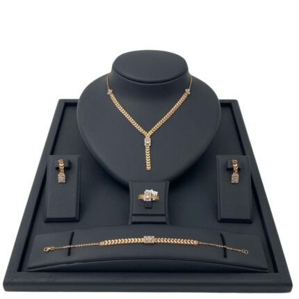 طقم ذهب عيار 21 الوزن 16.82 جرام