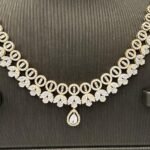 ⁦طقم ذهب عيار 18 الوزن 27.95 جرام⁩ - الصورة ⁦5⁩