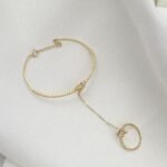 ⁦اسواره وخاتم مواليد ذهب عيار 18 الوزن 2.53 جرام⁩ - الصورة ⁦2⁩