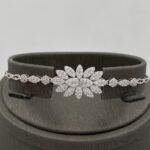 ⁦طقم ذهب عيار 18 الوزن 26.96 جرام⁩ - الصورة ⁦3⁩