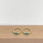 ⁦حلق ذهب عيار 18 الوزن 1.55 جرام⁩ - الصورة ⁦2⁩