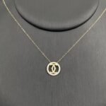 ⁦طقم شانيل ذهب عيار 18 وزن 2.76 جم بتفاصيل أنيقة تلفت الأنظار⁩ - الصورة ⁦4⁩