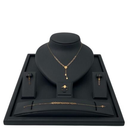 طقم ذهب عيار 21 الوزن 2.29 جرام