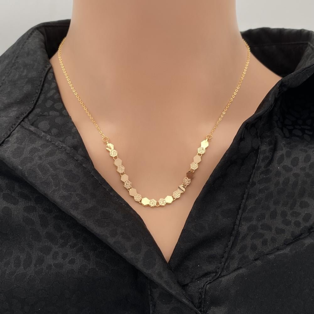 عقد ذهب شوميه عيار 21 وزن 3.26 جم نادر ينطق جاذبية عقد ذهب شوميه عيار 21 وزن 3.26 جم نادر ينطق جاذبية