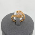 ⁦خاتم ذهب عيار 21 الوزن 2.50 جرام تصميم دوريكا انيق⁩ - الصورة ⁦3⁩