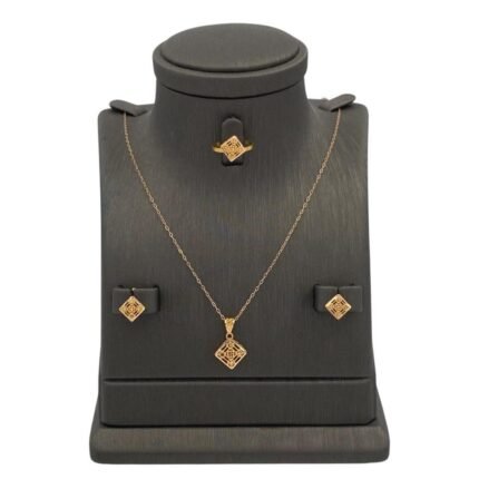 نصف طقم ذهب عيار 21 الوزن 3.08 جرام