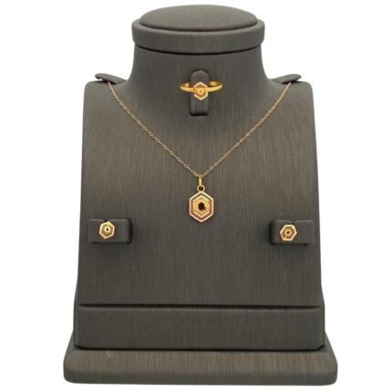 نصف طقم ذهب عيار 21 الوزن 2.85 جرام