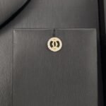 ⁦طقم شانيل ذهب عيار 18 وزن 2.76 جم بتفاصيل أنيقة تلفت الأنظار⁩ - الصورة ⁦6⁩