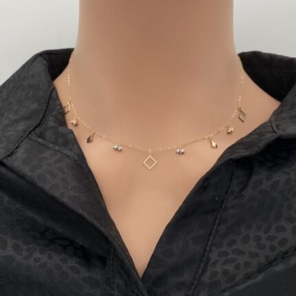 عقد ذهب عيار 18 الوزن 1.14 جرام