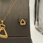 ⁦نصف طقم ذهب عيار 21 الوزن 4.64 جرام⁩ - الصورة ⁦3⁩