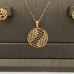 ⁦نصف طقم ذهب عيار 21 الوزن 4.31 جرام⁩ - الصورة ⁦2⁩