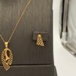 ⁦نصف طقم ذهب عيار 21 الوزن 4.09 جرام⁩ - الصورة ⁦3⁩