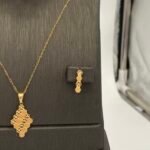 ⁦نصف طقم ذهب عيار 21 الوزن 3.82 جرام⁩ - الصورة ⁦3⁩