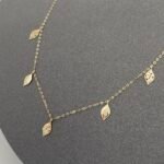 ⁦شوكر ذهب عيار 18 الوزن 1.04 جرام⁩ - الصورة ⁦3⁩