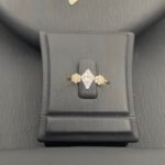 ⁦طقم ذهب عيار 18 الوزن 4.07 جرام⁩ - الصورة ⁦5⁩