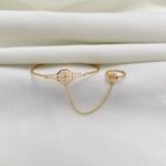 كف اطفال عيار  21 الوزن 3.02 جرام