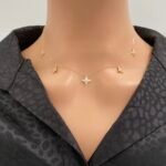 عقد ذهب عيار 18 الوزن 1.35 جرام