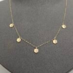 ⁦عقد ذهب عيار 18 الوزن 1.13 جرام⁩ - الصورة ⁦3⁩