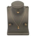 نصف طقم مواليد ذهب عيار 21 الوزن 2.36 جرام