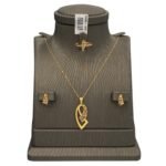 نصف طقم ذهب عيار 21 الوزن 3.80 جرام