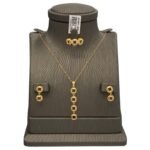 نصف طقم ذهب عيار 21 الوزن 6.31 جرام