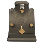 نصف طقم ذهب عيار 21 الوزن 5.55